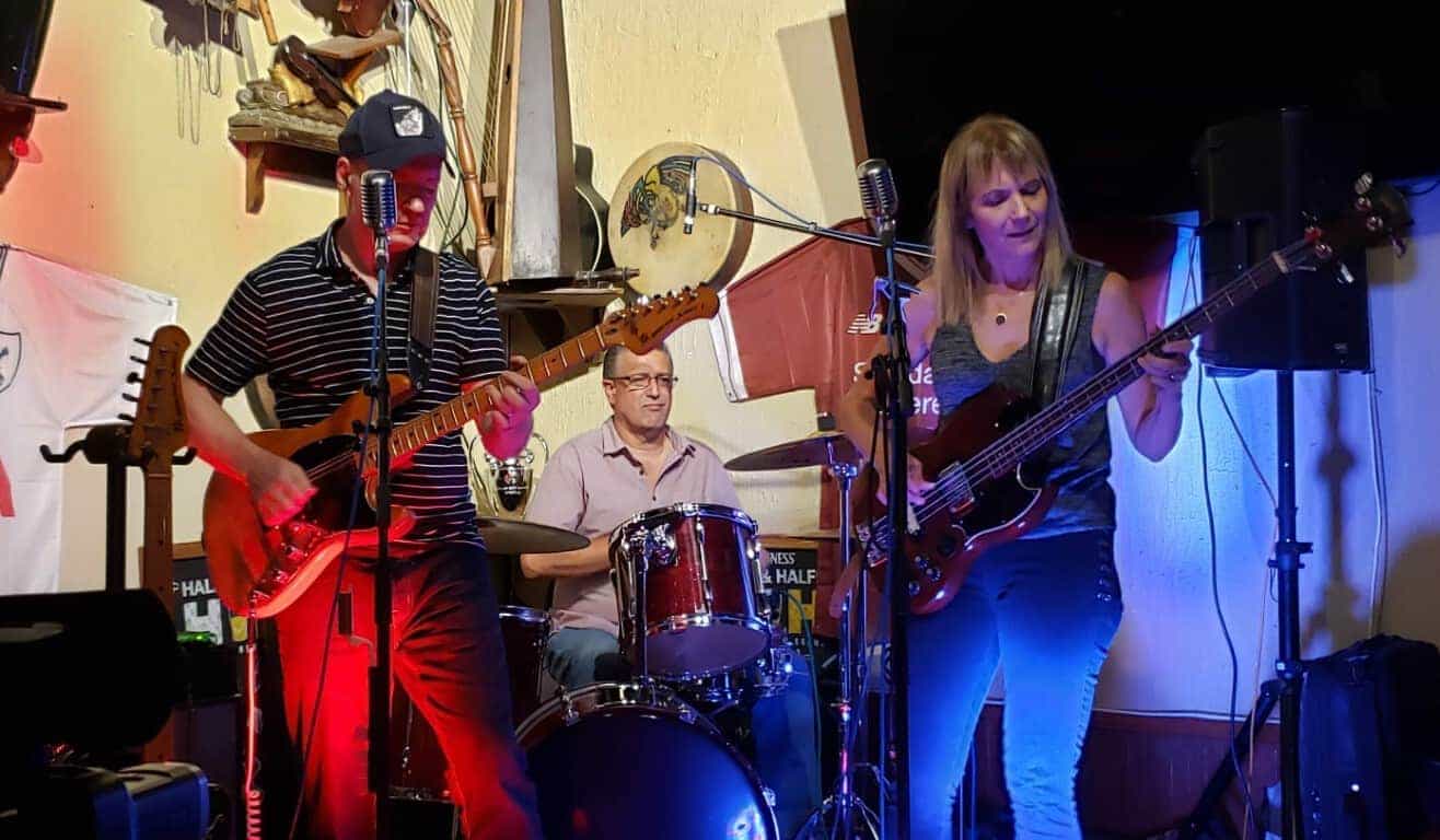 33 Years Duo at The Catch