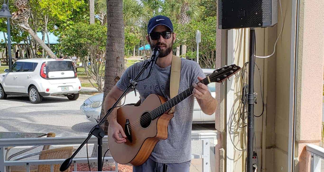 Justin Jeffreys at Mangia Clam Bar