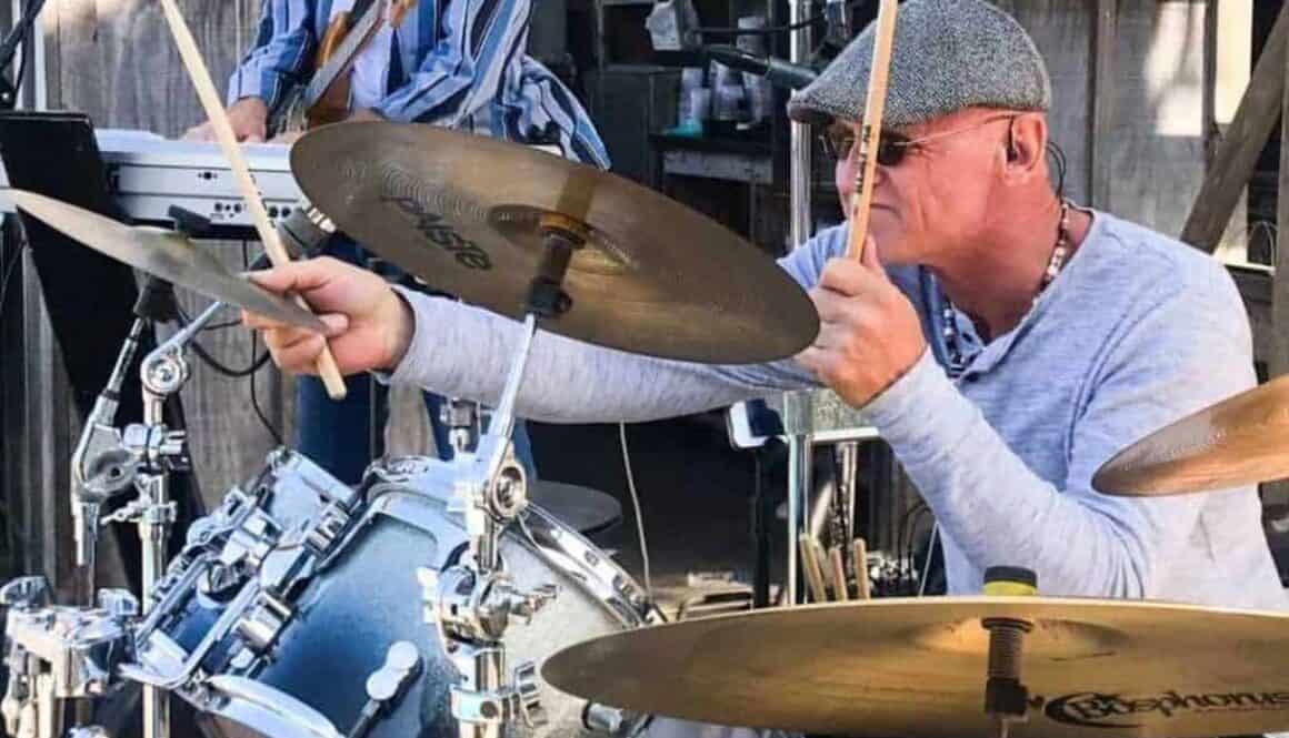 Collins-and-Company-2021-resized Collins-and-Company-2021-resized