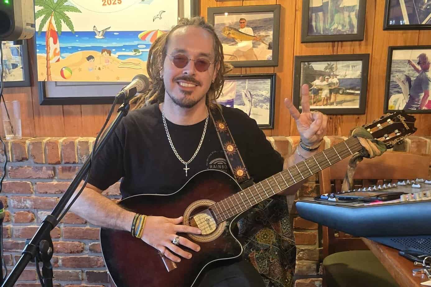 Tyler Giddens at The Catch