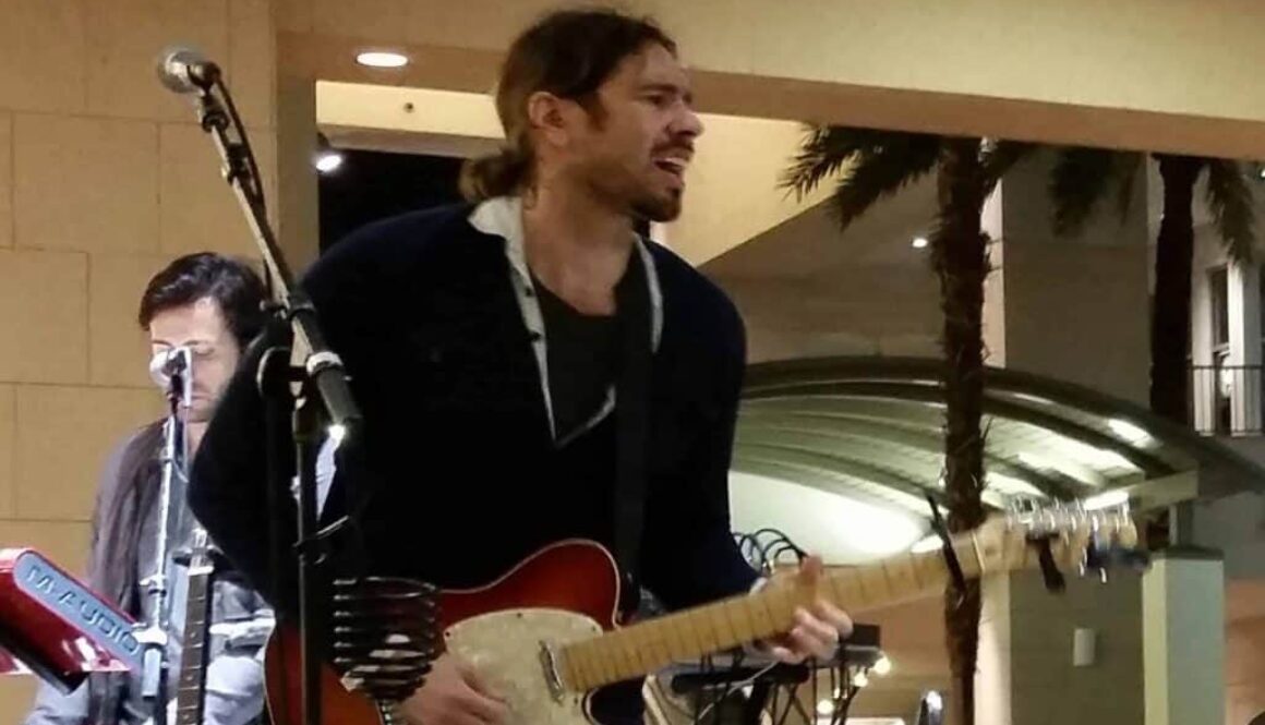 Alex-Zapatier-scaled