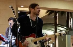 Alex-Zapatier-scaled